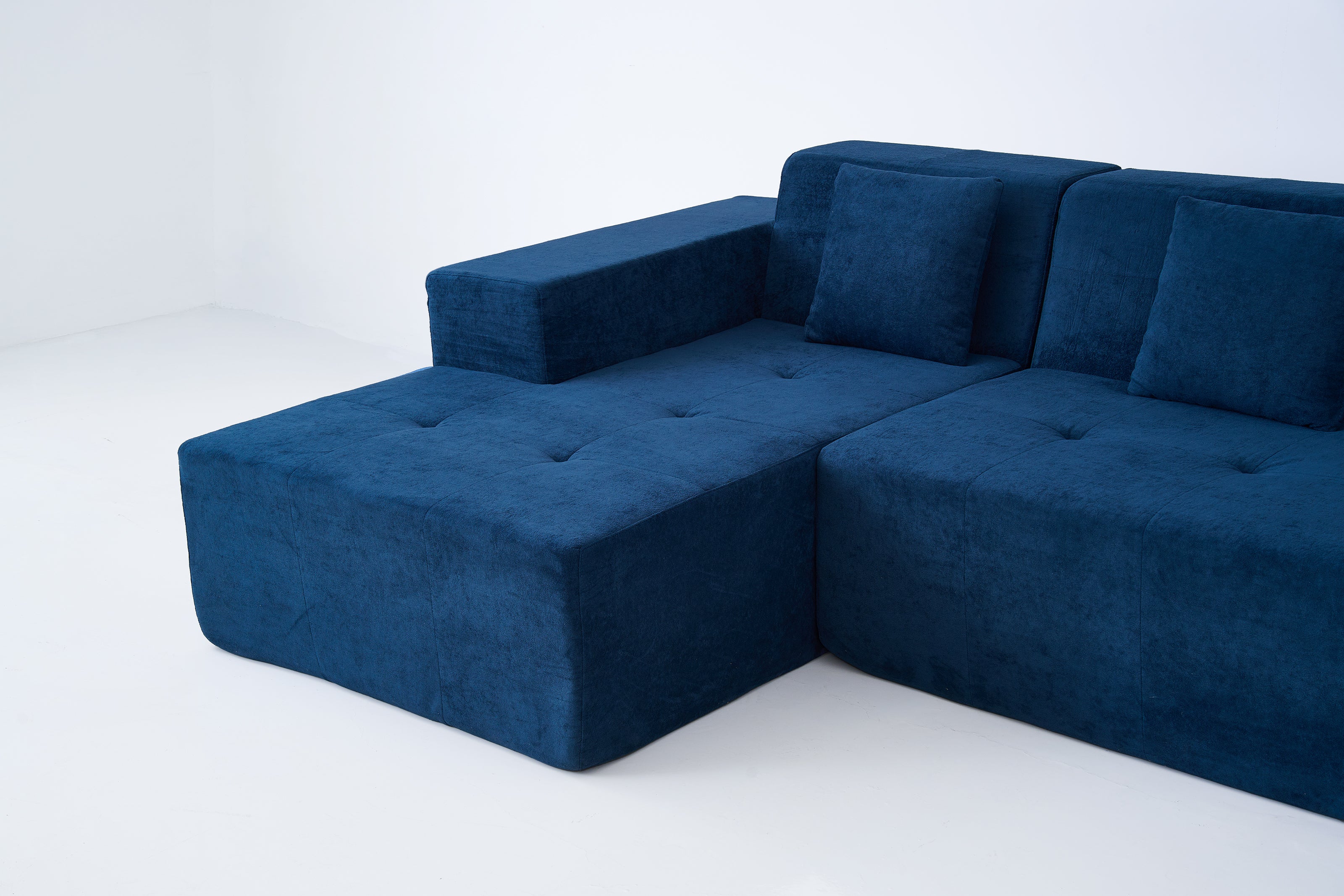 VS-003 — Cube Modular Sofa