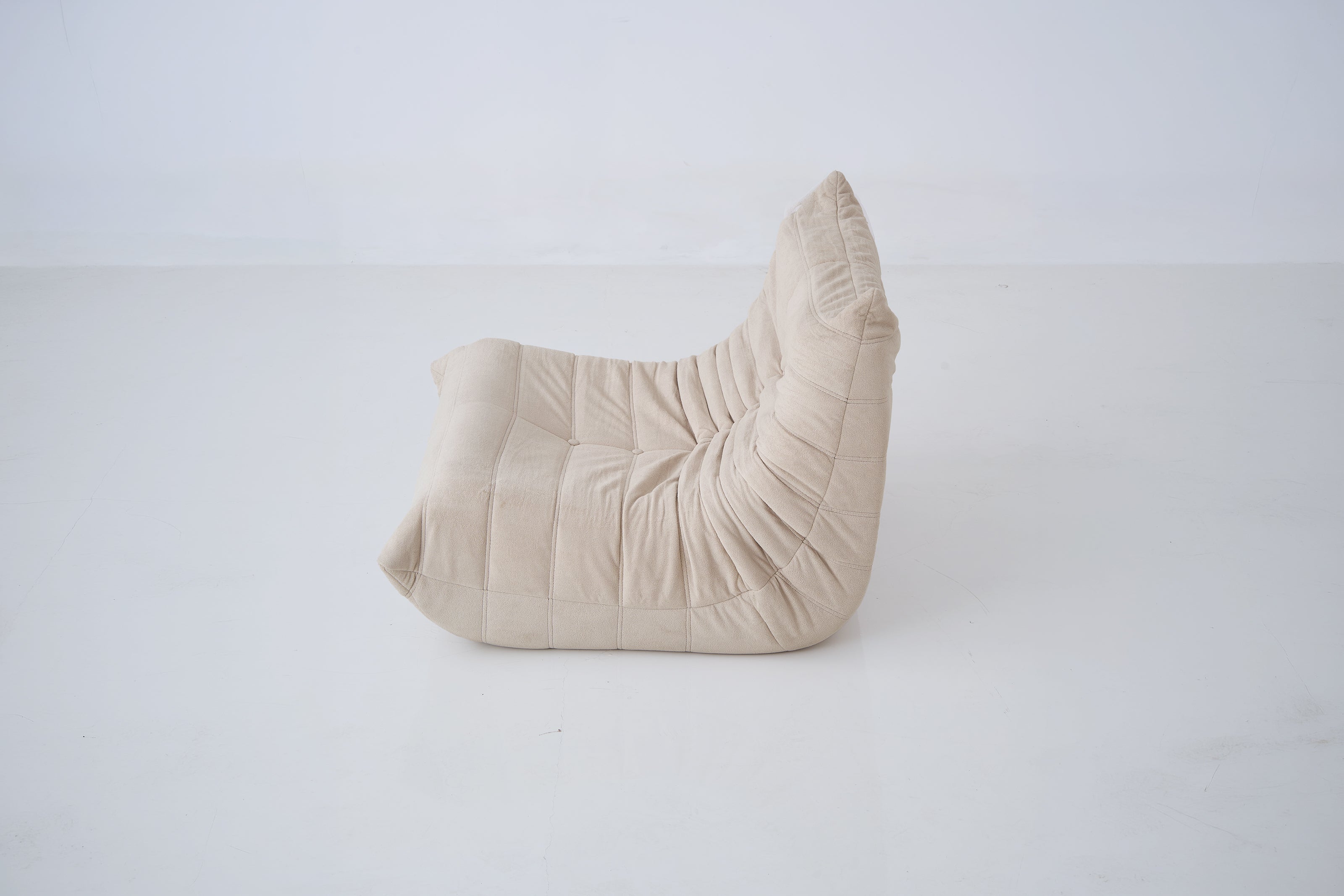 VS-005 — Muse Lounge Chair