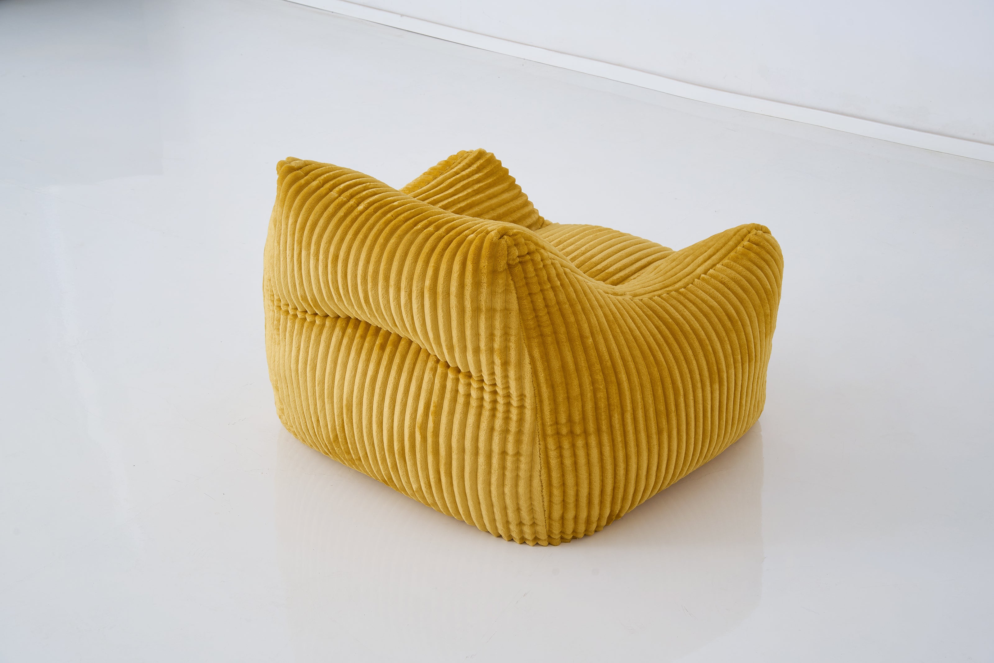 VS-007-Cocoon Lounge Chair